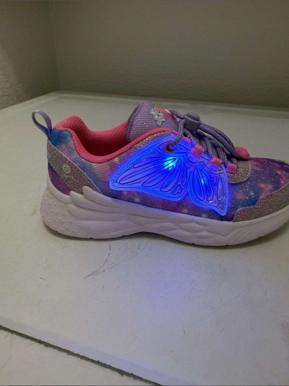 Brand New Skechers Kids Purple and Pink Heart Light-Up Sneakers - Picture 5 of 5